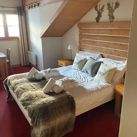Apartment Stunning 3 Bed Duplex In The Heart Of Arc 1950 Village - Sleeps 8